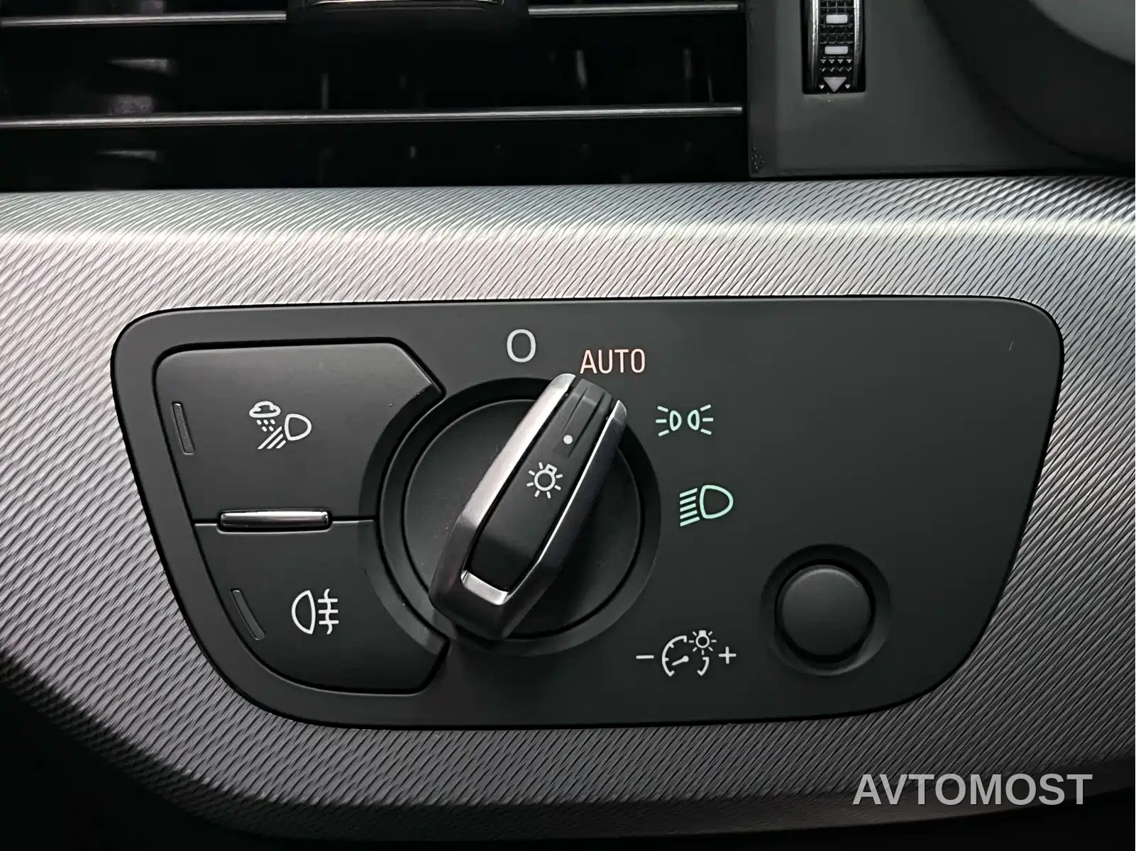 Audi A4 (Import) 2021 Avant Pioneer 40 TFSI Luxury Dynamic — фото 32