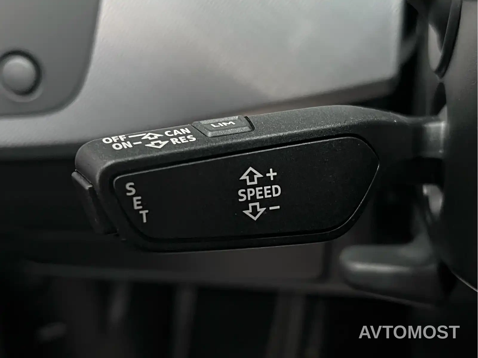 Audi A4 (Import) 2021 Avant Pioneer 40 TFSI Luxury Dynamic — фото 35