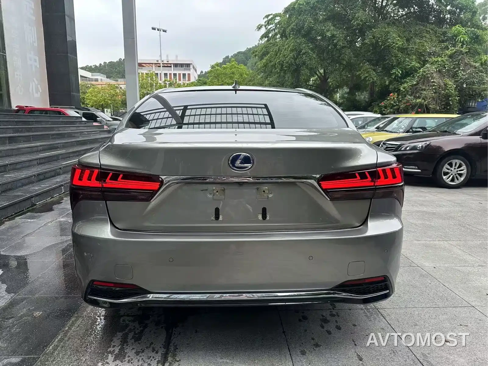 Lexus LS 2021 500h Excellence Edition — фото 5