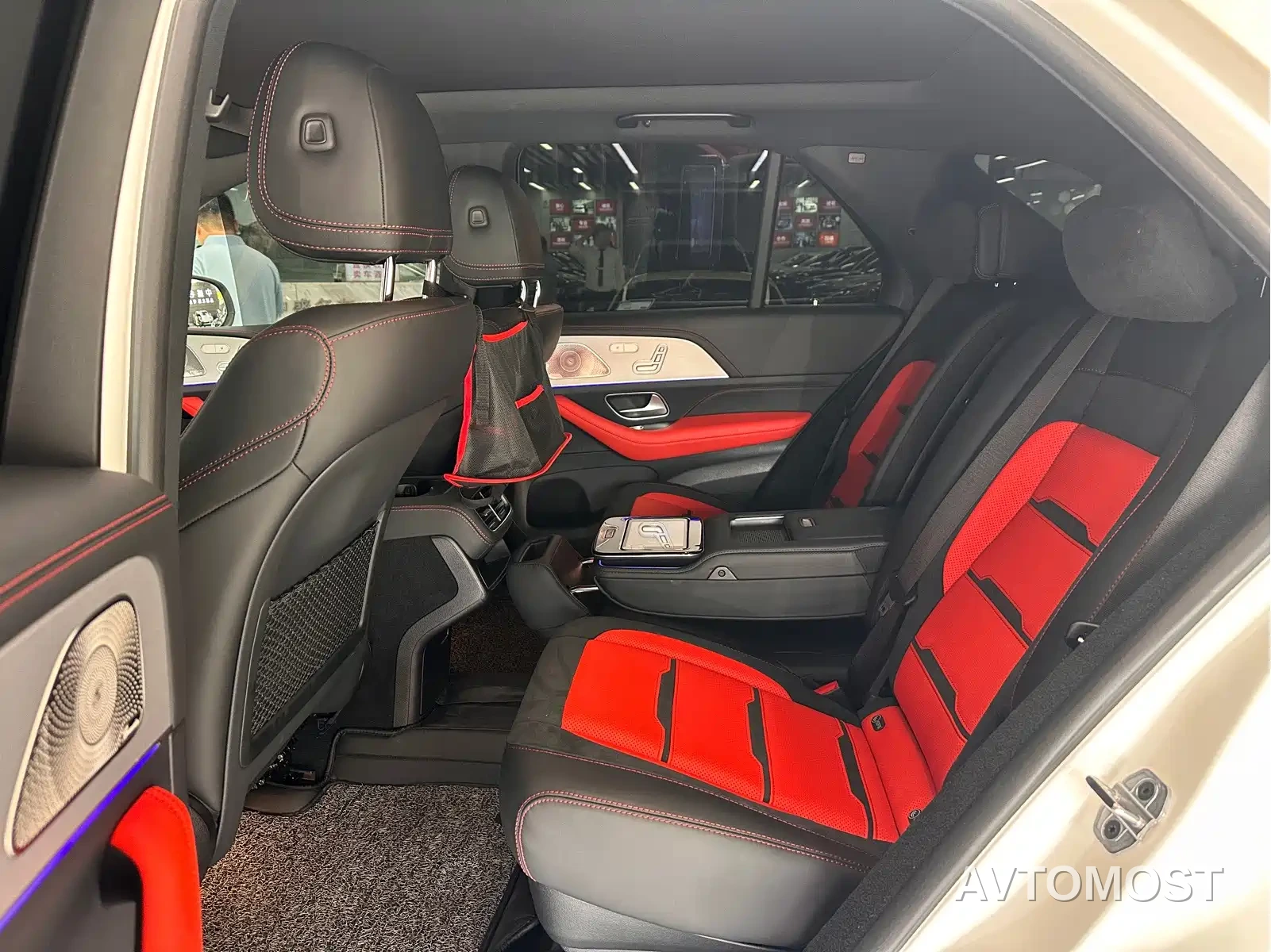 Mercedes-Benz GLE AMG 2022 AMG GLE 53 4MATIC+ Bright Night Special Edition — фото 8