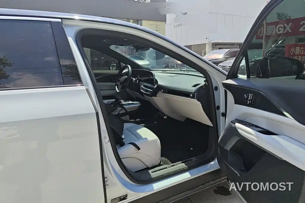 Cadillac IQ Rui Ge 2024 RWD Standard Range Luxury Edition — фото 8