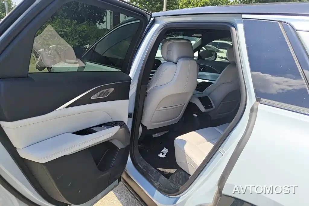 Cadillac IQ Rui Ge 2024 RWD Standard Range Luxury Edition — фото 11