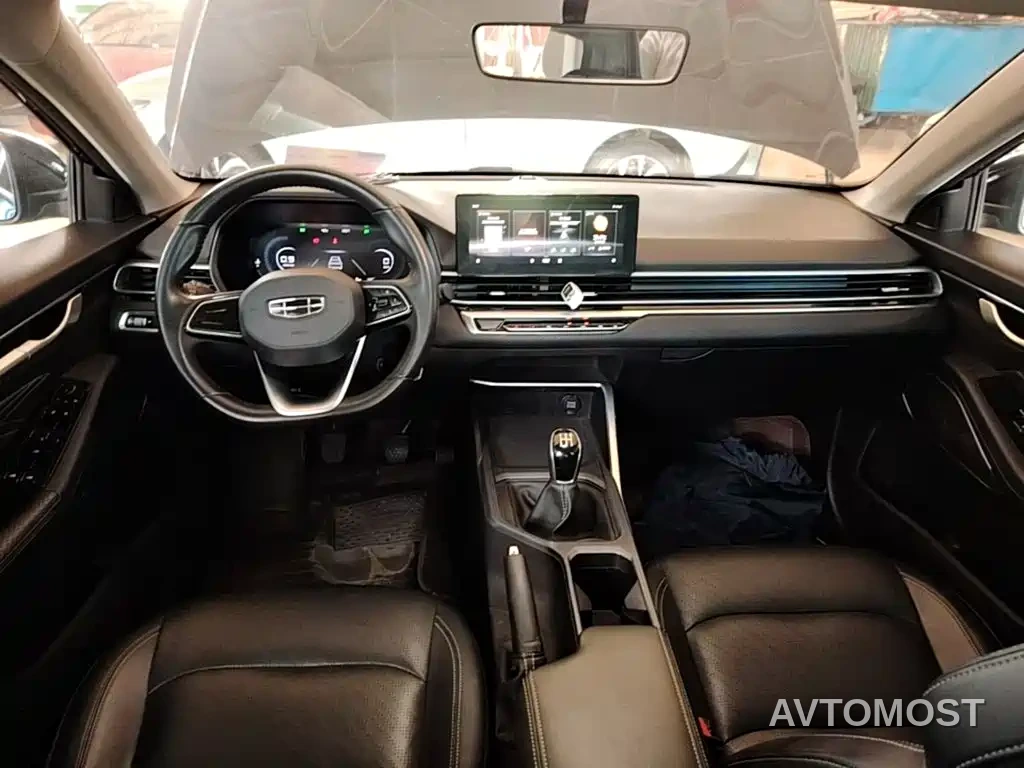 Geely Emgrand 2022 4th Generation 1.5L Manual Luxury — фото 5