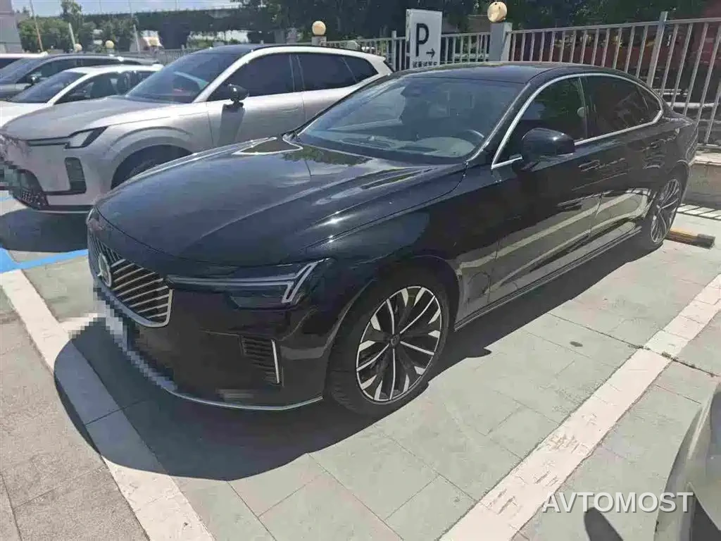 Volvo S90 2026 B5 Zhiya Luxury Edition — фото 1