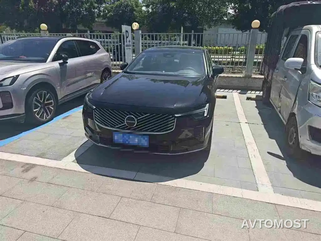 Volvo S90 2026 B5 Zhiya Luxury Edition — фото 2