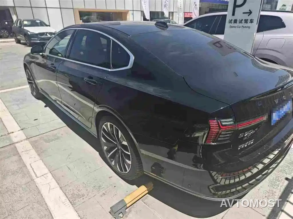 Volvo S90 2026 B5 Zhiya Luxury Edition — фото 3