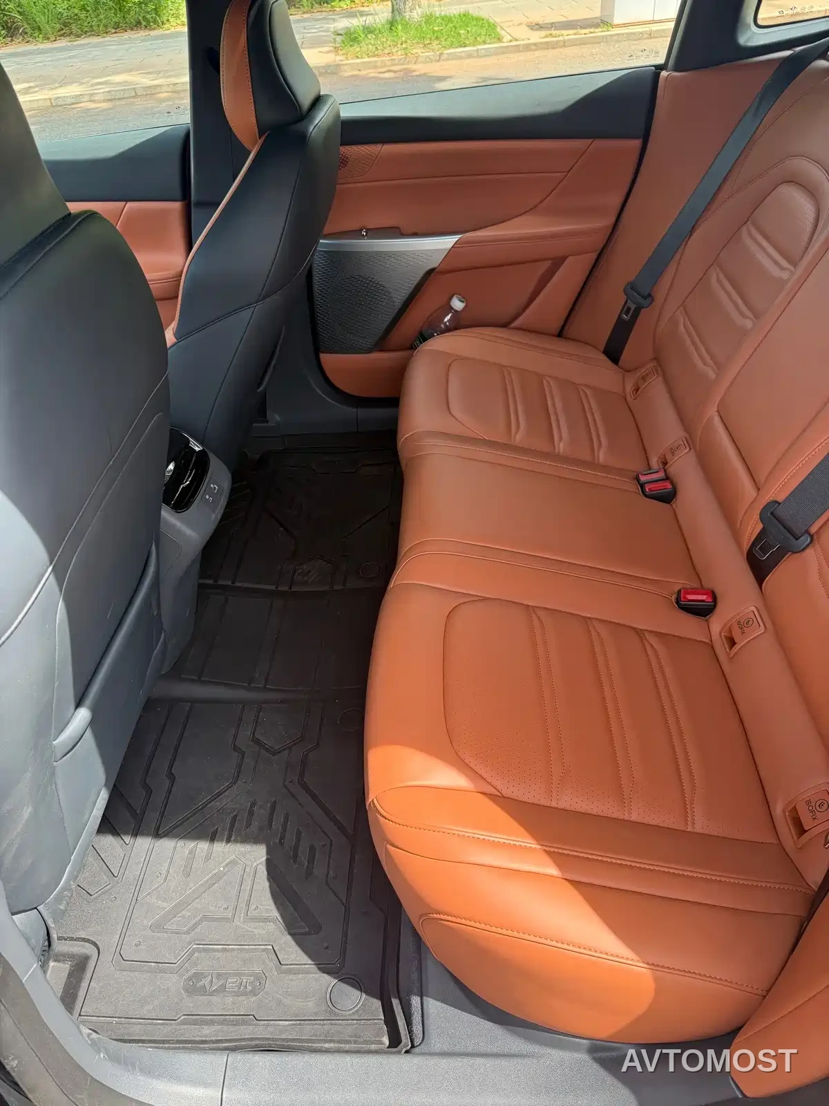 Dongfeng Yipai eπ007 2024 Model 200Pro Range Extender Version — фото 6