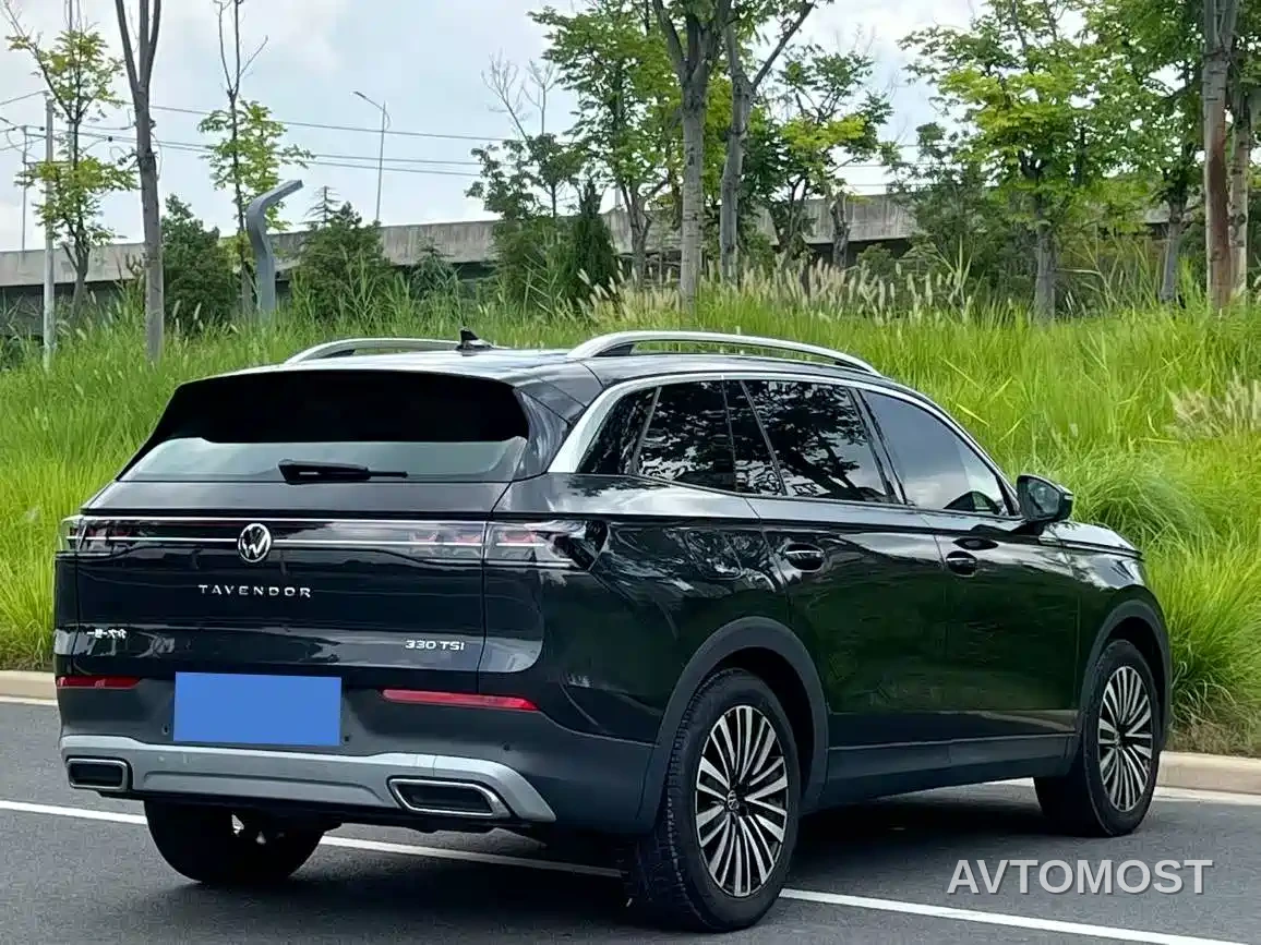 Volkswagen Talagon 2023 330TSI Luxury Touring Edition — фото 7