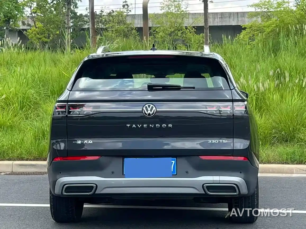Volkswagen Talagon 2023 330TSI Luxury Touring Edition — фото 8