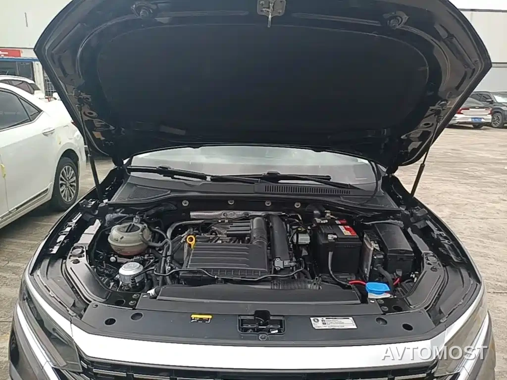 Volkswagen Passat 2022 280TSI Business Edition — фото 16