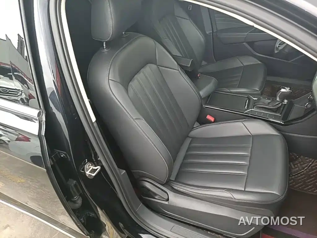Volkswagen Passat 2022 280TSI Business Edition — фото 21
