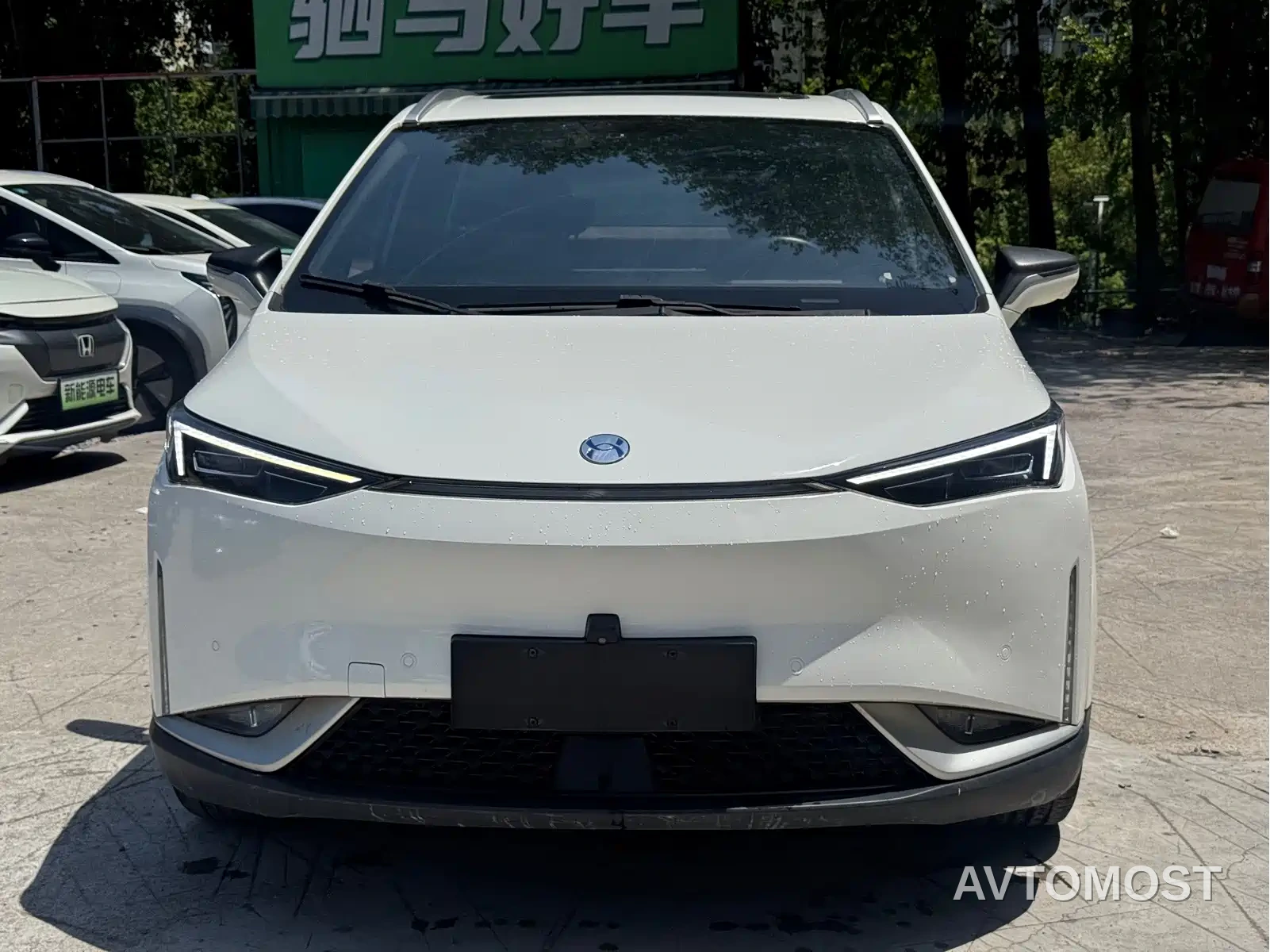 Hycan Z03 2022 510km Trendy Cool Edition 160kW 61.13kWh — фото 2