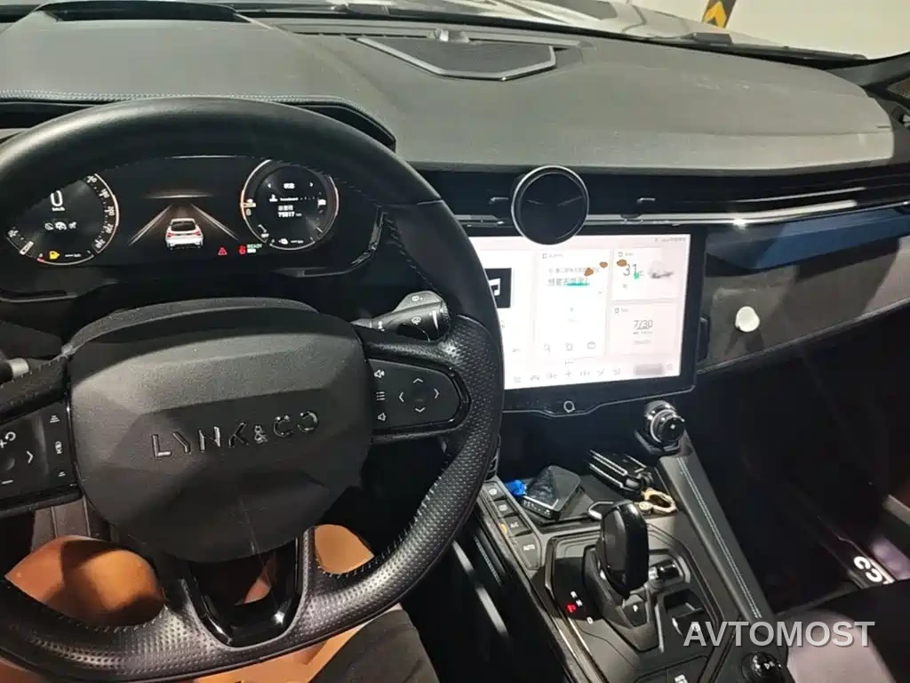 Lynk & Co 05 EM-P 2021 1.5TD PHEV HALO — фото 9