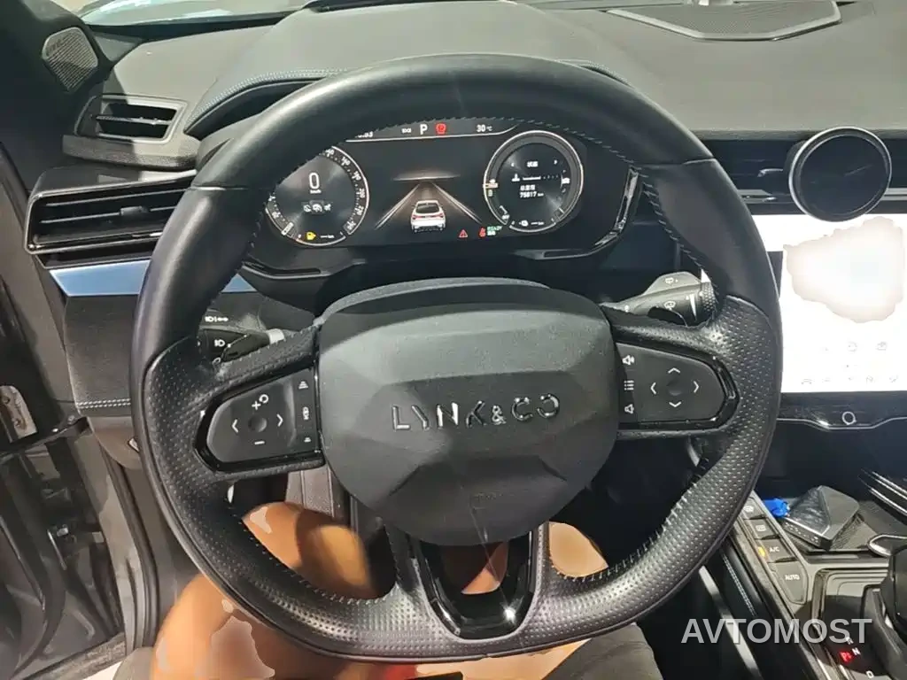 Lynk & Co 05 EM-P 2021 1.5TD PHEV HALO — фото 10
