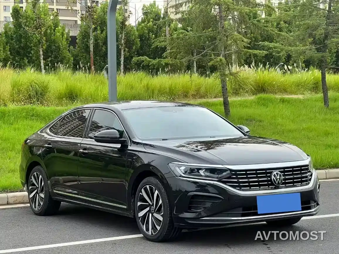 Volkswagen Passat 2022 330TSI Elite Edition — фото 3