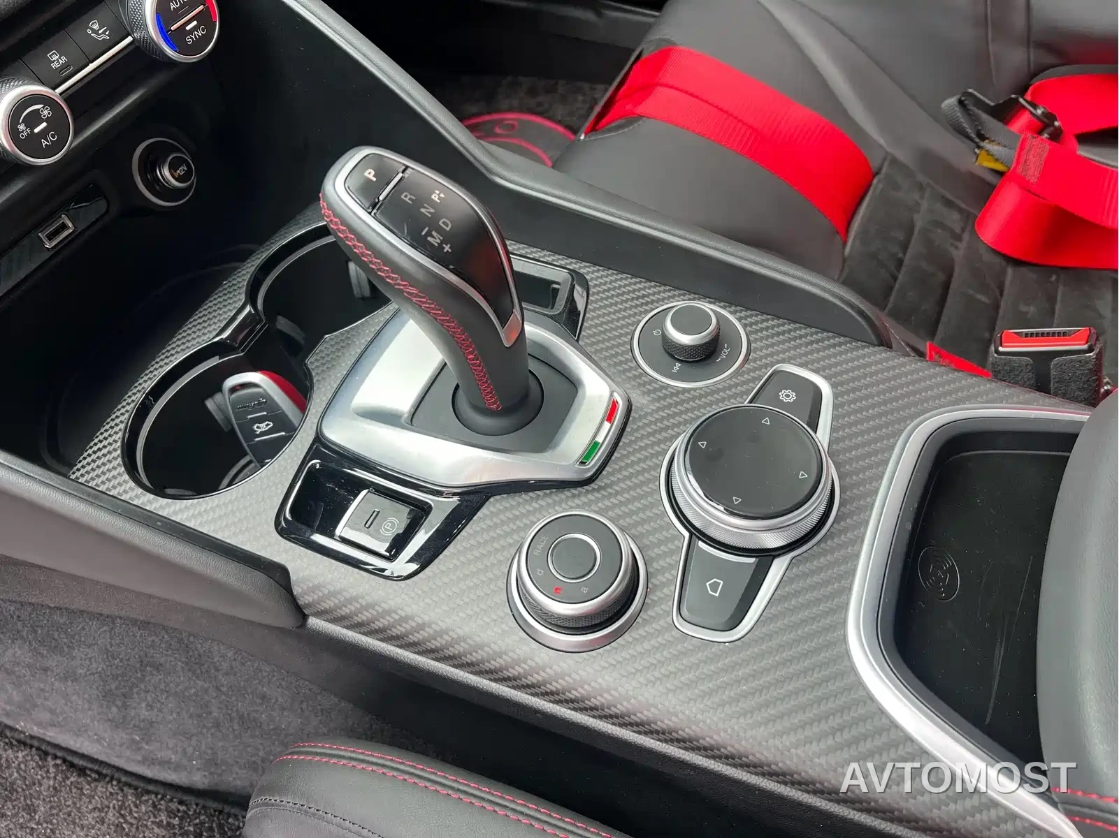Alfa Romeo Giulia 2021 GTAm — фото 4