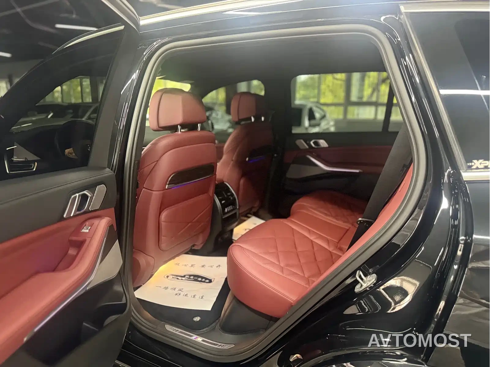 BMW X5 2023 xDrive 40Li M Sport Package — фото 8