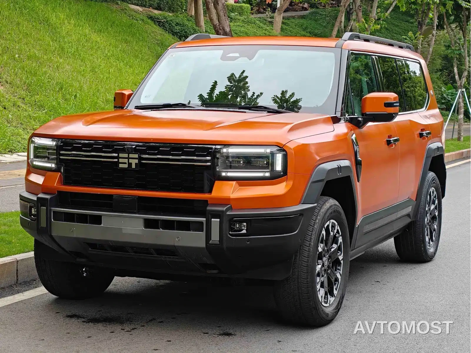 Jetour Zongheng G700 2025 Standard 5-Seater — фото 1