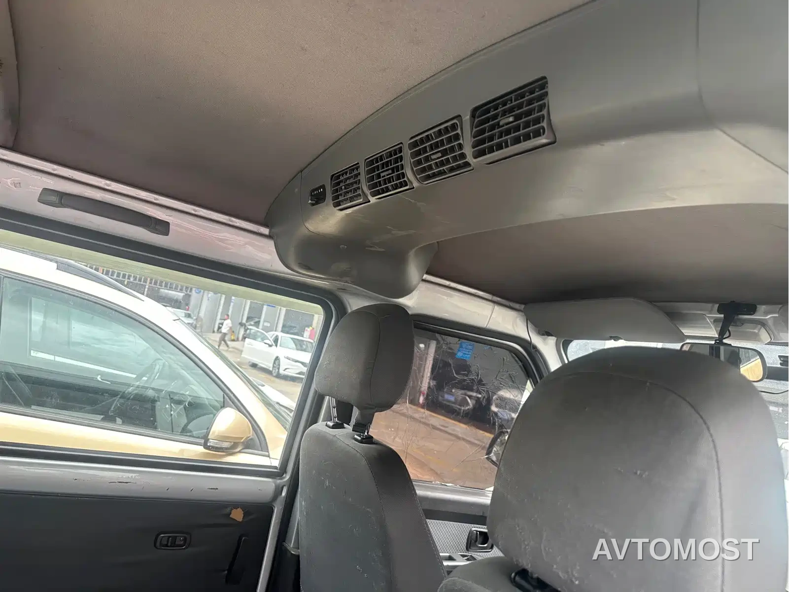 Wuling Rongguang EV 2022 Basic Passenger Vehicle EVE Battery — фото 3