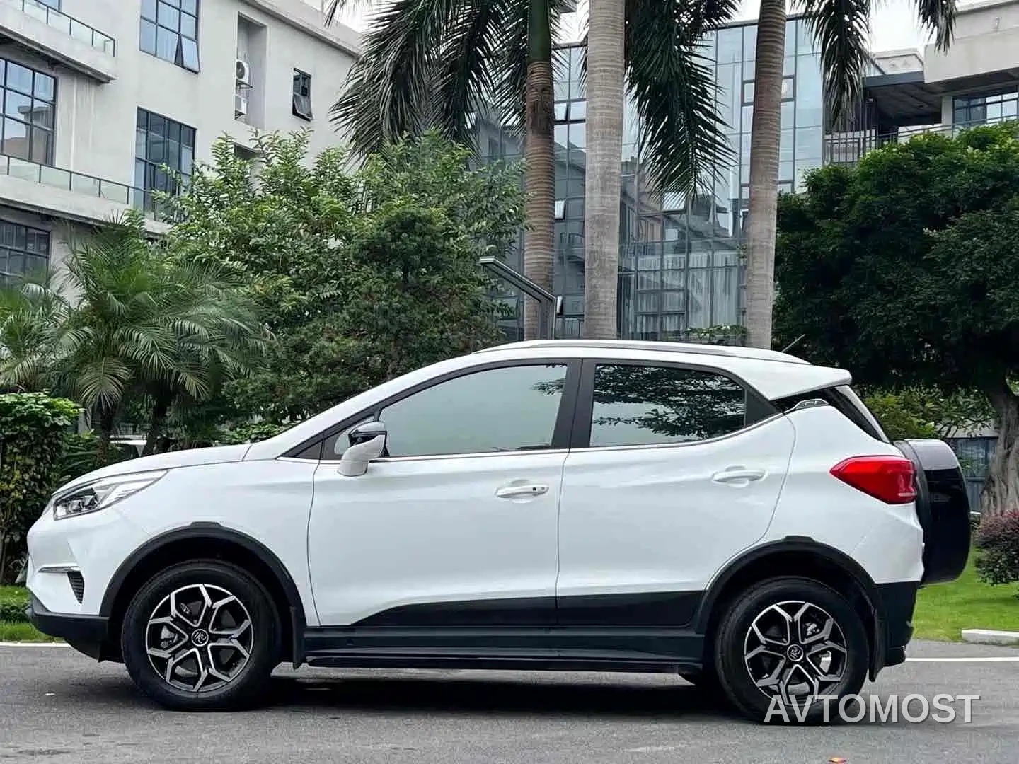 BYD Yuan Pro 2021 401KM Luxury Model — фото 7