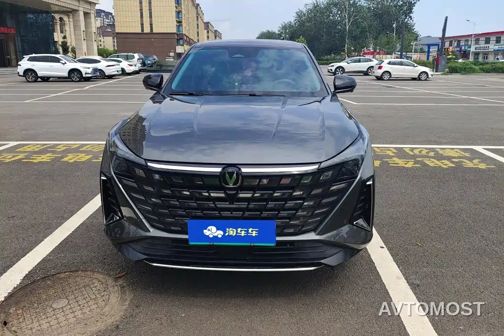 Changan UNI-Z New Energy 2024 Blue Whale iDD 125km Surpassing Edition — фото 2