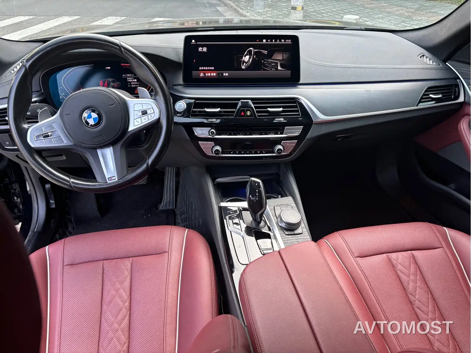 BMW 5 Series 2023 530Li Leading Luxury Package — фото 12