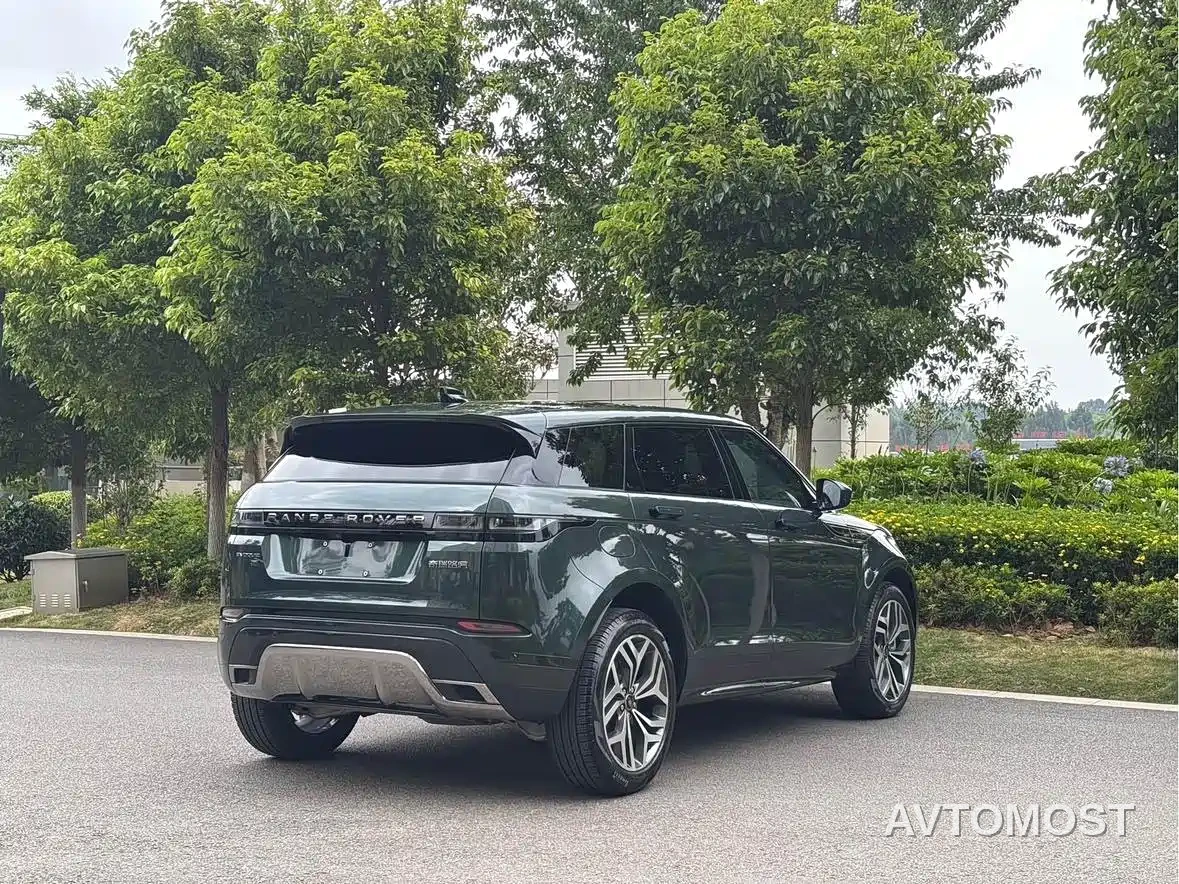 Land Rover Range Rover Evoque 2023 Range Rover Evoque L 249PS Luxury Edition — фото 5