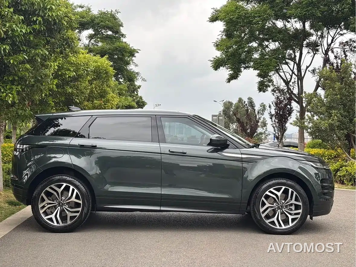Land Rover Range Rover Evoque 2023 Range Rover Evoque L 249PS Luxury Edition — фото 7