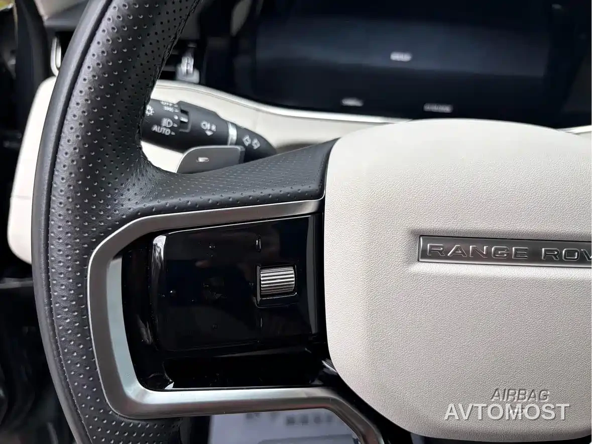Land Rover Range Rover Evoque 2023 Range Rover Evoque L 249PS Luxury Edition — фото 14
