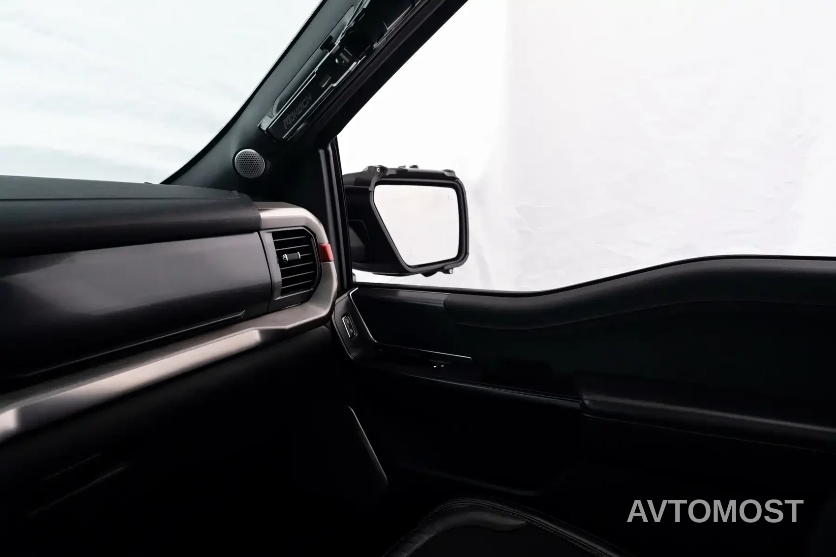 Ford F-150 Raptor 2023 3.5T Raptor Snow Pride Special Edition — фото 16