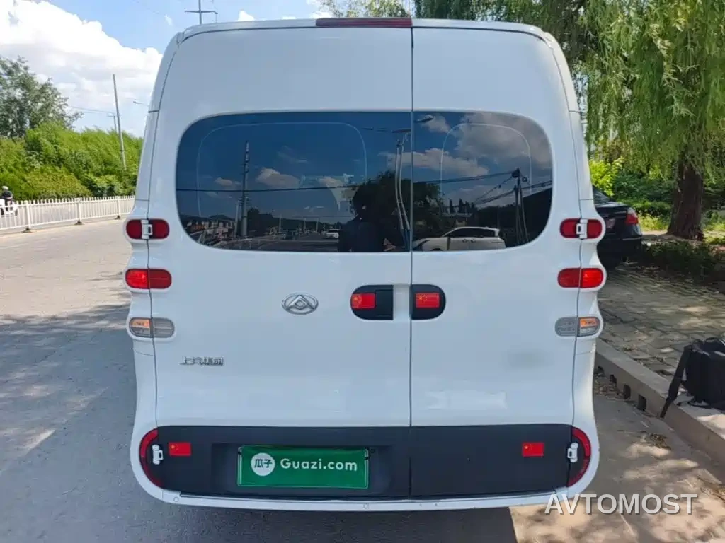 SAIC Maxus Dana V1 2024 V1 Long Wheelbase High Roof Multi-Purpose (62kWh) — фото 6