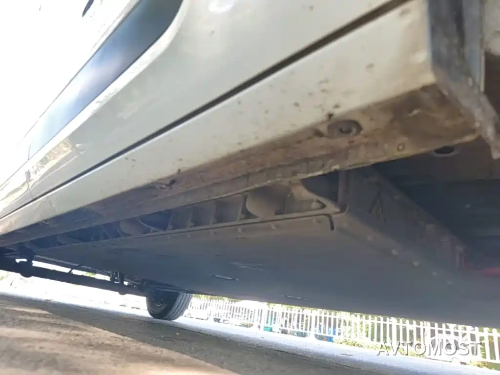 SAIC Maxus Dana V1 2024 V1 Long Wheelbase High Roof Multi-Purpose (62kWh) — фото 21