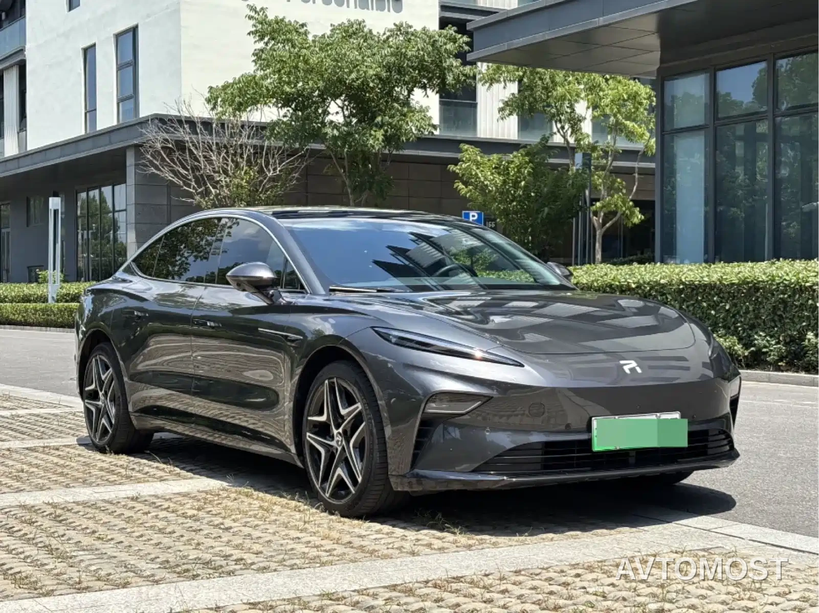 Roewe Rising Auto F7 2023 Facelift Long Range Pro Edition — фото 3