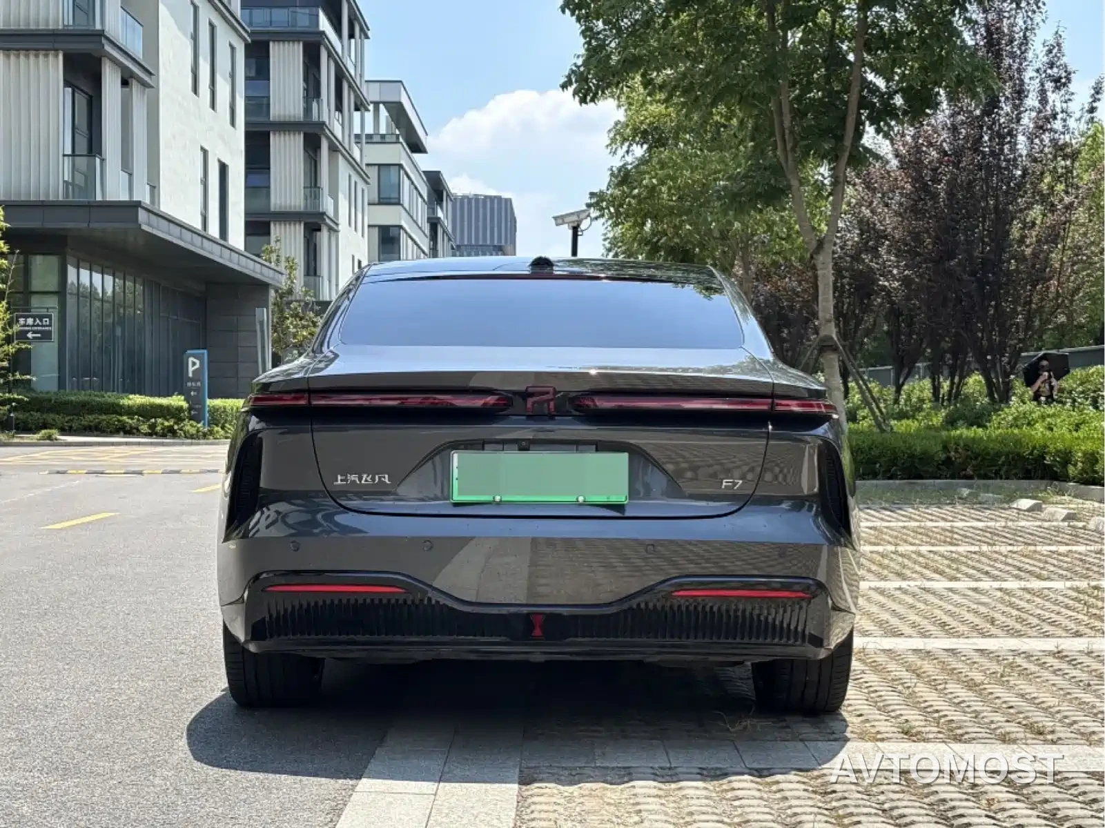 Roewe Rising Auto F7 2023 Facelift Long Range Pro Edition — фото 5
