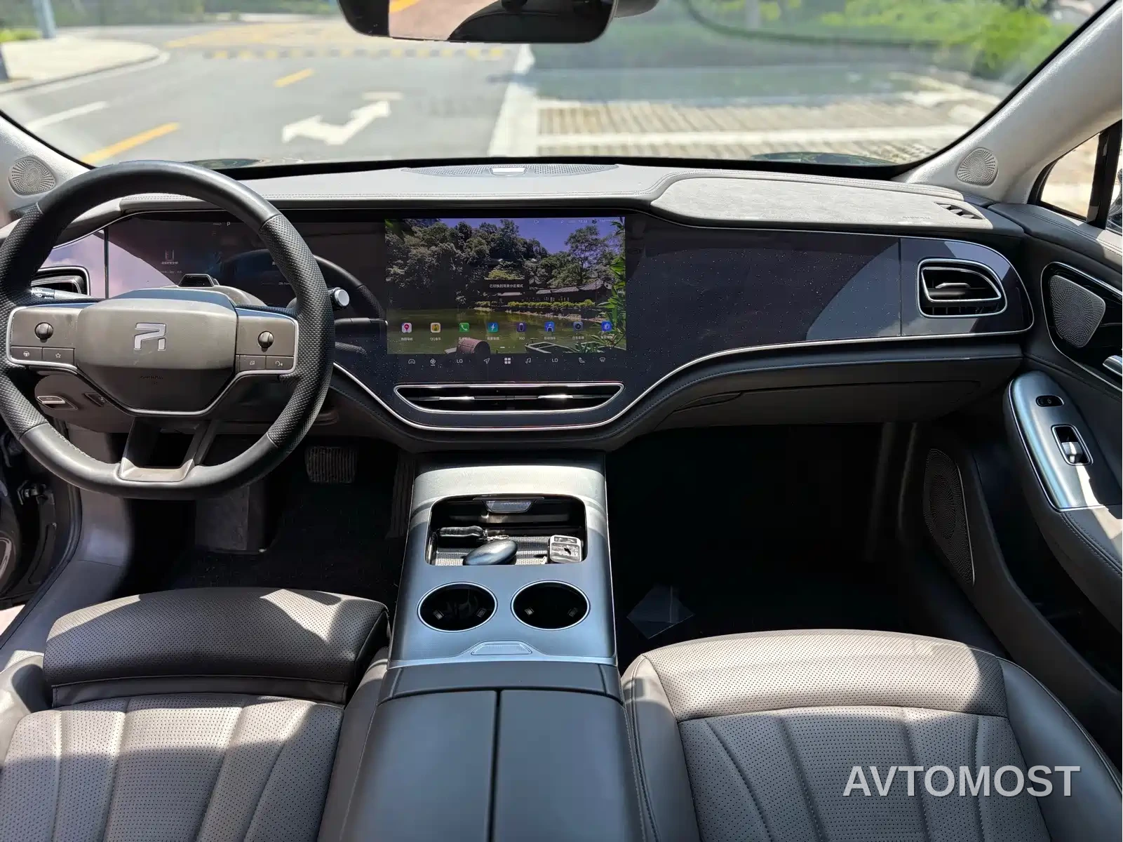 Roewe Rising Auto F7 2023 Facelift Long Range Pro Edition — фото 9