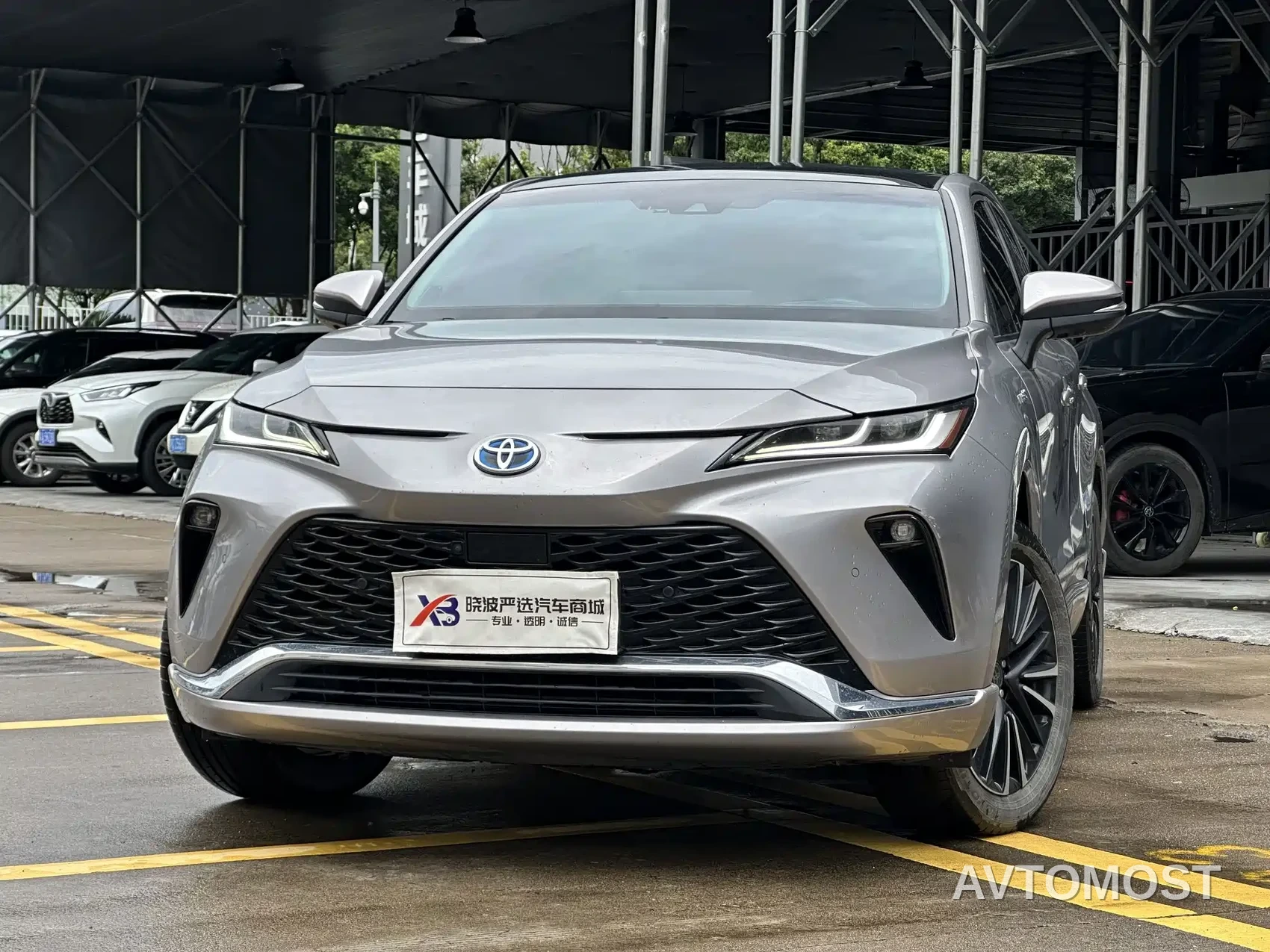 Toyota Venza 2023 Model 2.5L Smart Hybrid 2WD Tech Edition — фото 3