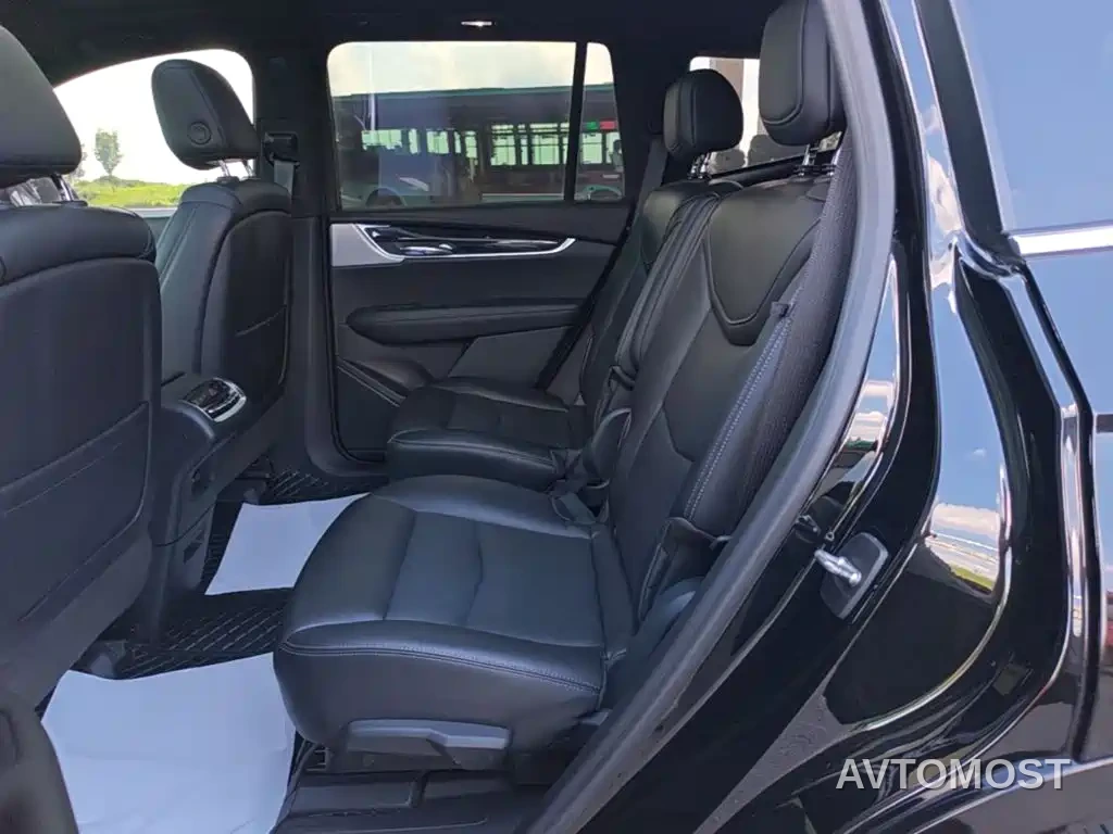 Cadillac XT6 2022 2.0T 6-Seater 4WD Luxury Edition — фото 17