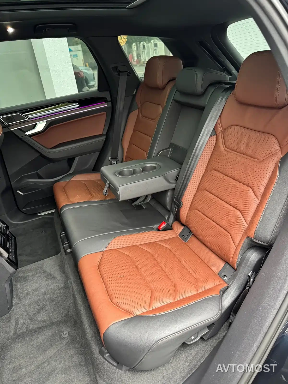 Volkswagen Touareg 2021 3.0TSI R-Exclusive — фото 11