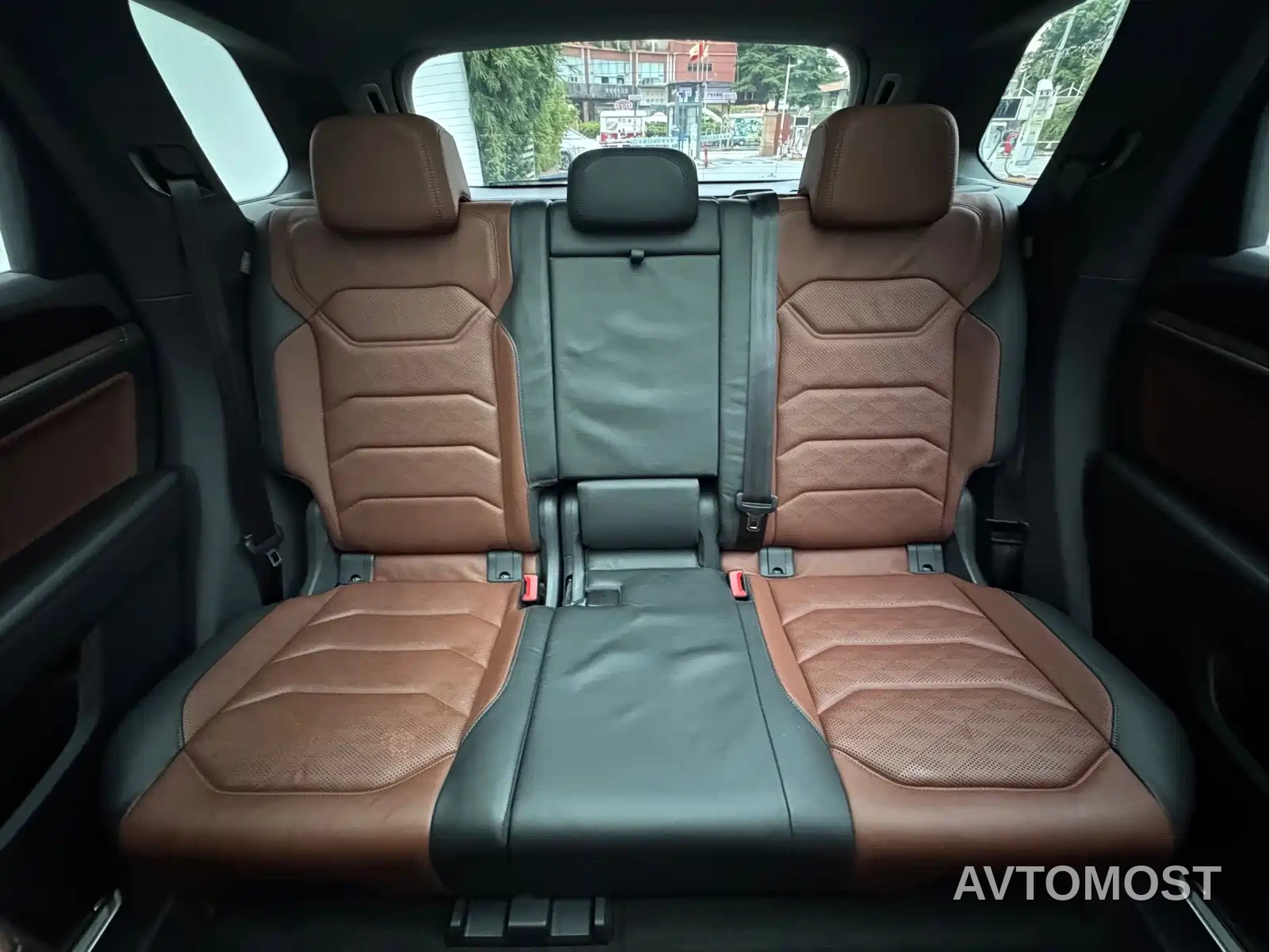 Volkswagen Touareg 2021 3.0TSI R-Exclusive — фото 20
