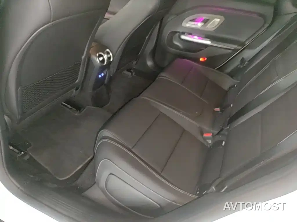 Mercedes-Benz CLA New Energy 2025 300L Fashion — фото 15