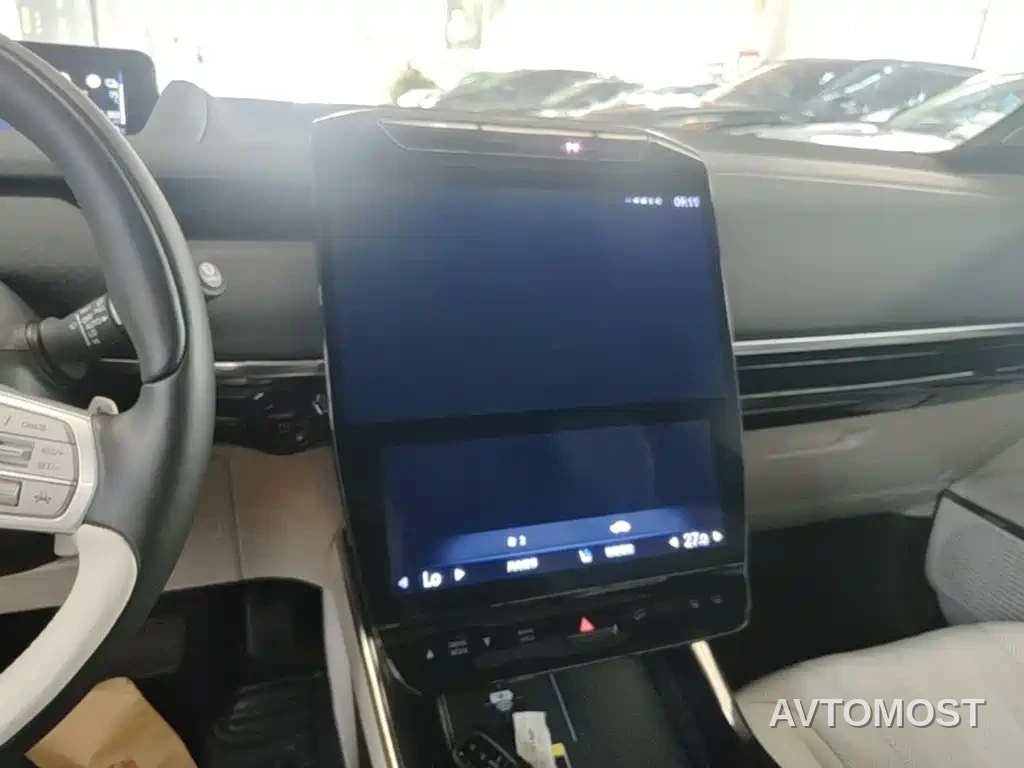 Honda GAC Honda P7 2025 AWD Long Range Max — фото 18