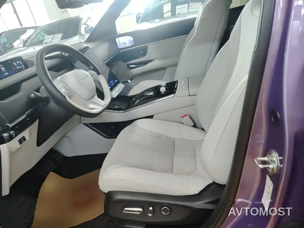 Honda GAC Honda P7 2025 AWD Long Range Max — фото 20