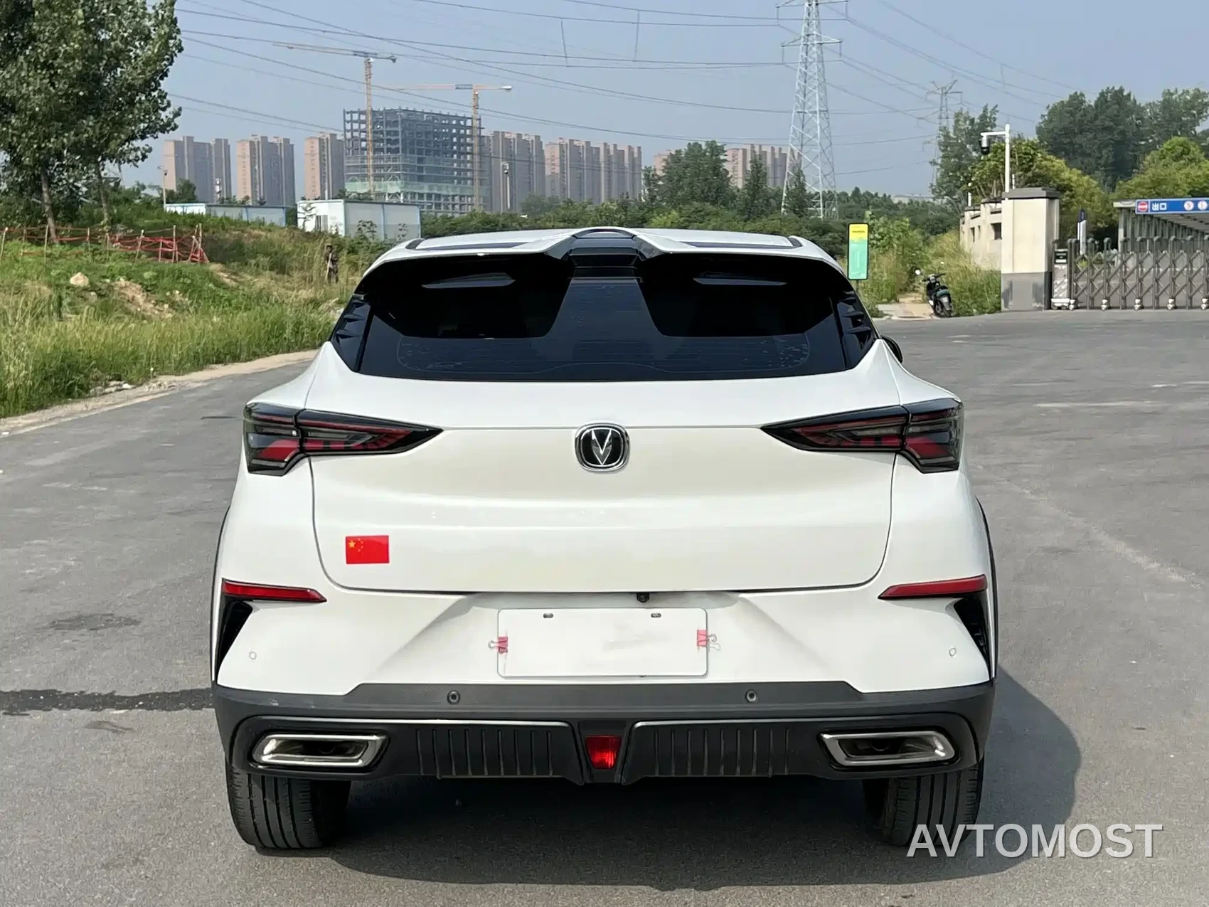 Changan UNI-T 2022 1.5T Excellence — фото 6