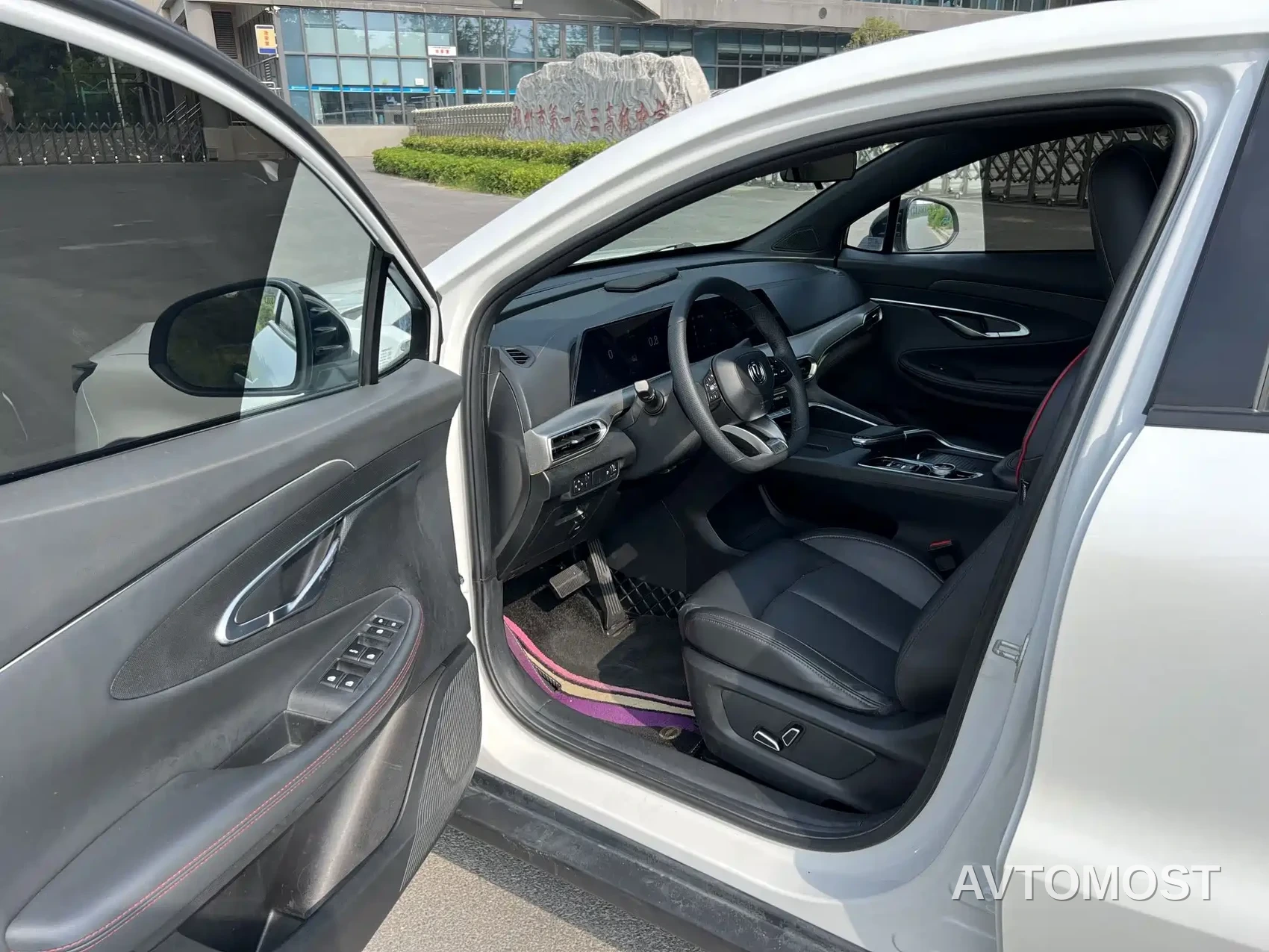 Changan UNI-T 2022 1.5T Excellence — фото 9