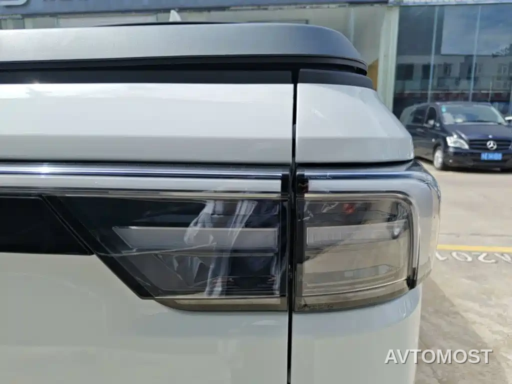 Geely Radar Horizon 2024 Model 460km 4WD Air Edition — фото 8