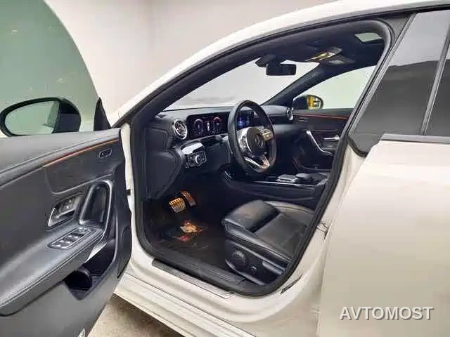 Mercedes-Benz CLA (Import) 2022 CLA 260 4MATIC — фото 2