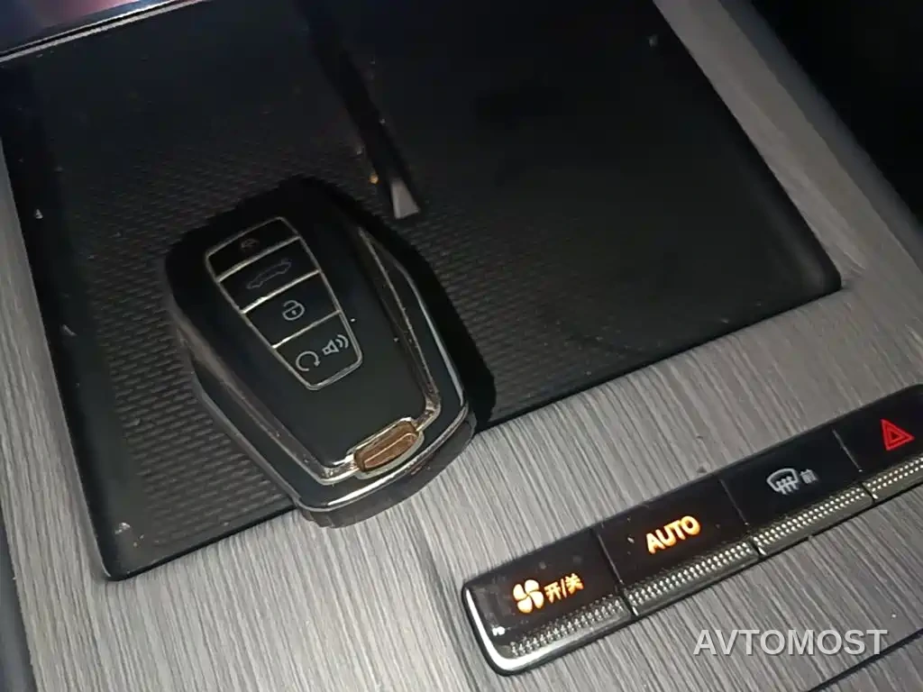 Geely Boyue L 2024 1.5TD DCT Premium Edition — фото 9