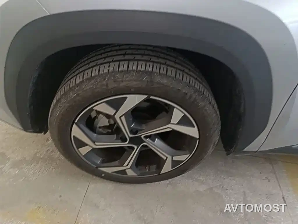 Geely Boyue L 2024 1.5TD DCT Premium Edition — фото 23