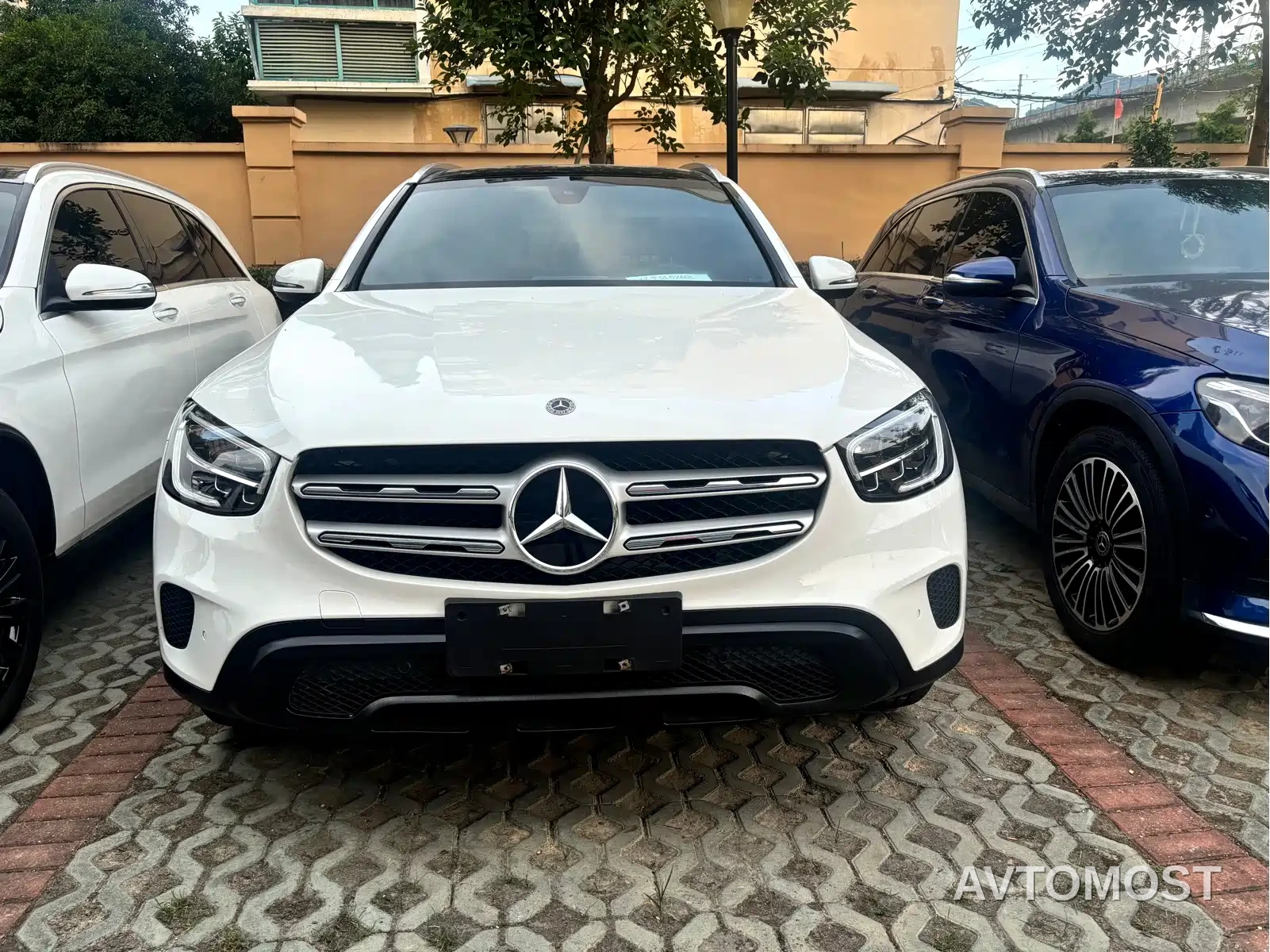 Mercedes-Benz GLC 2022 Facelift GLC 260 L 4MATIC Dynamic — фото 2