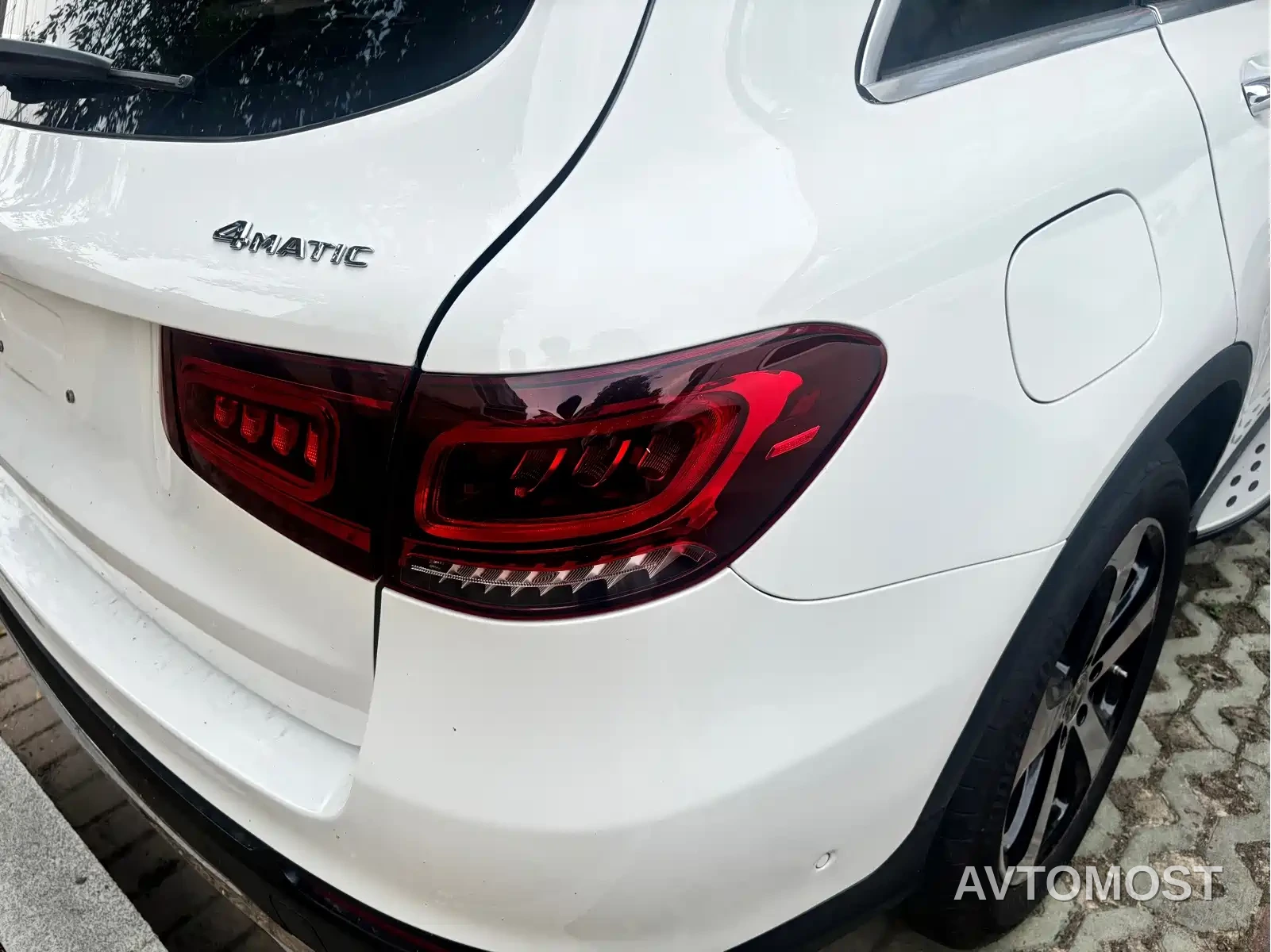 Mercedes-Benz GLC 2022 Facelift GLC 260 L 4MATIC Dynamic — фото 17